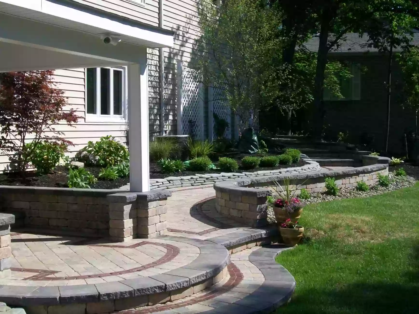 Greenleaf Landscape Services LLC