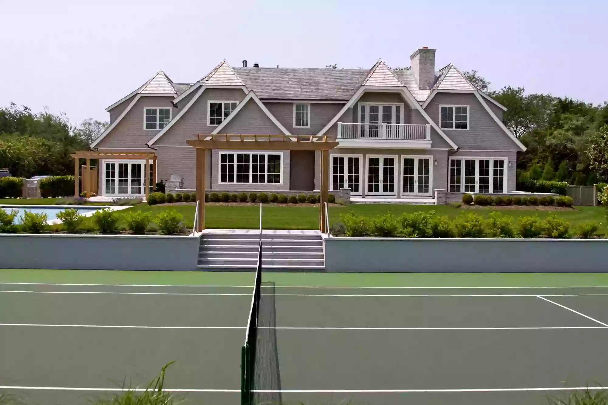 Hamptons Luxury Design + Construction