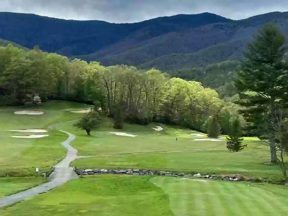 Mt Mitchell Golf Club