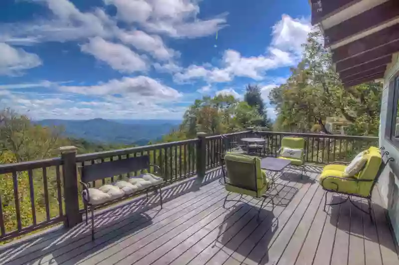 Cloud Croft Carolina Cabin Rentals