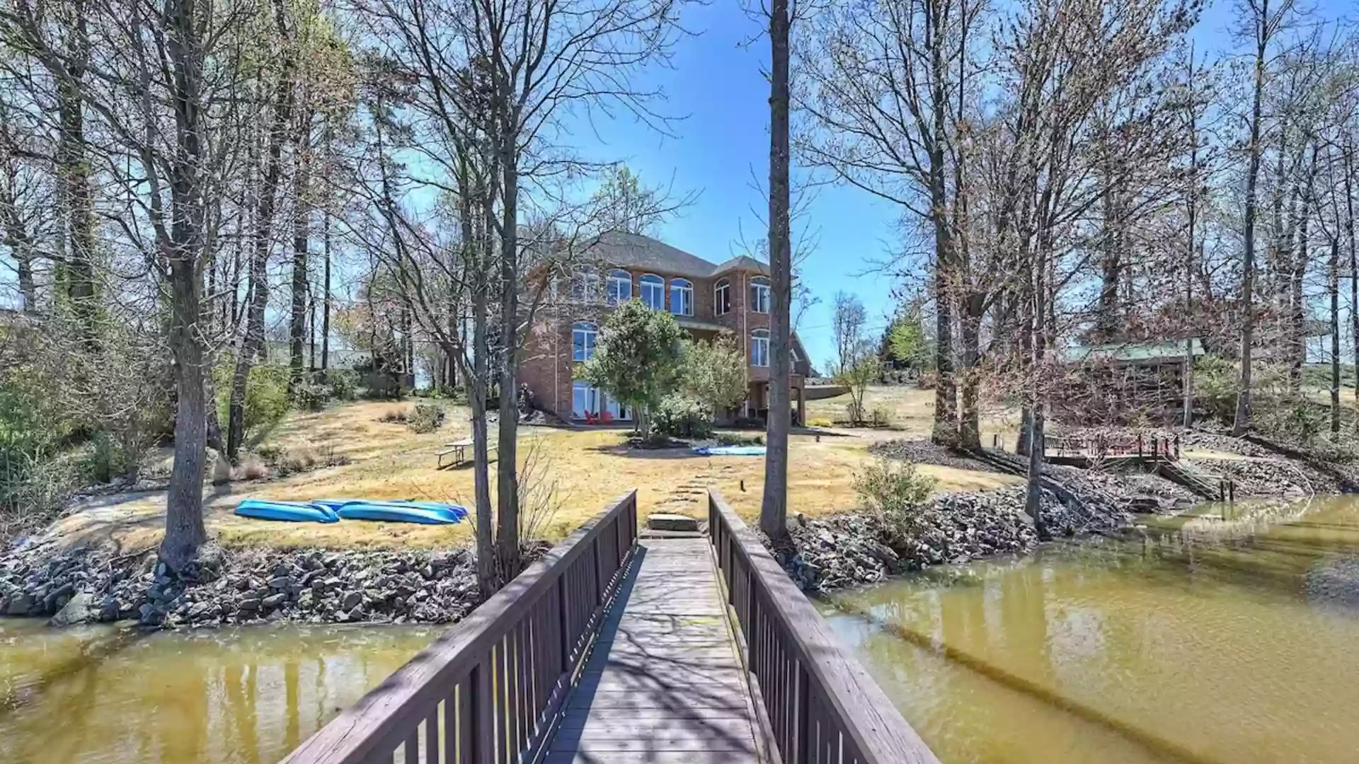 Lakecations - Flip Flop Therapy - Lake Norman Vacation Rental