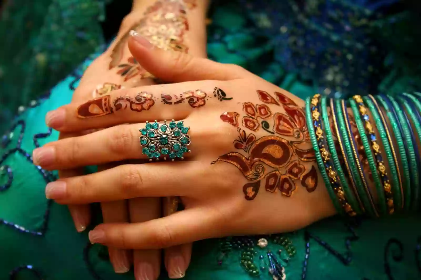 Naseera Fazil Henna Art