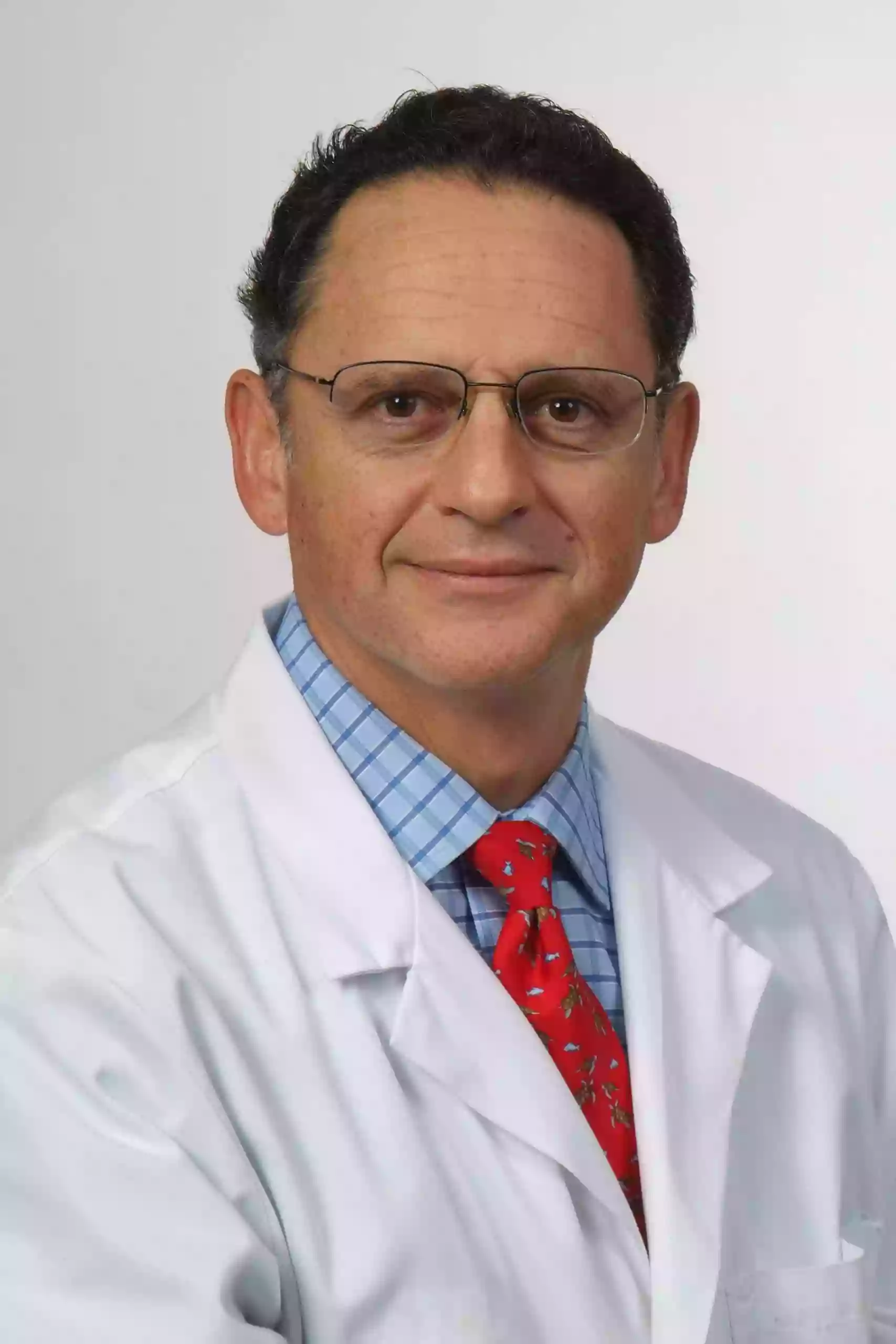 Dr. Fabian Alzamora