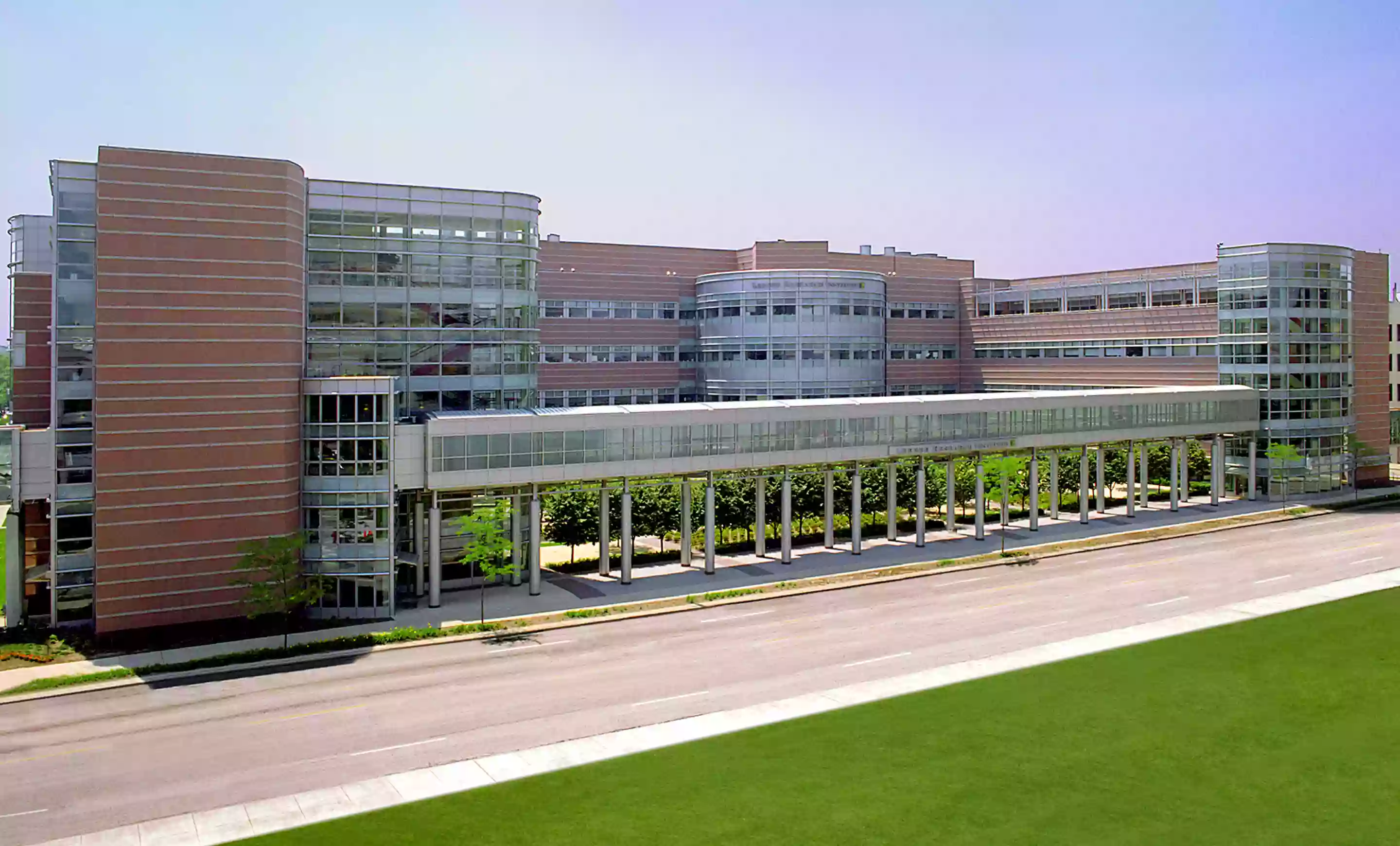 Cleveland Clinic N Building - Education Building & Lerner Research Institute