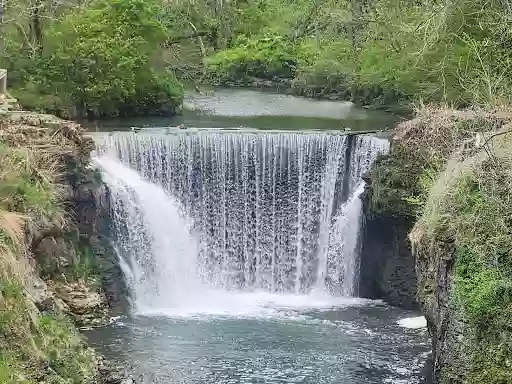 Waterfalls Trailhead