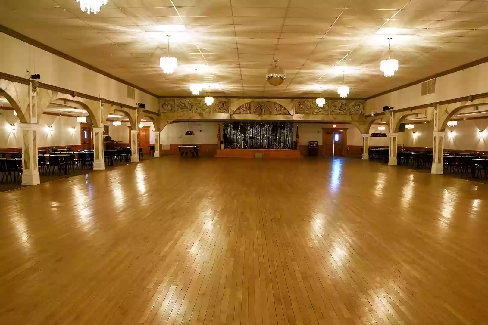 Avon Oaks Ballroom