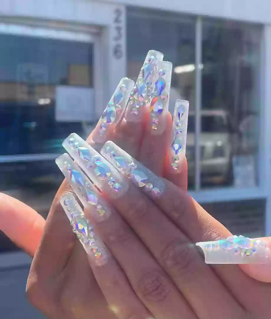 Shel Slay Nails