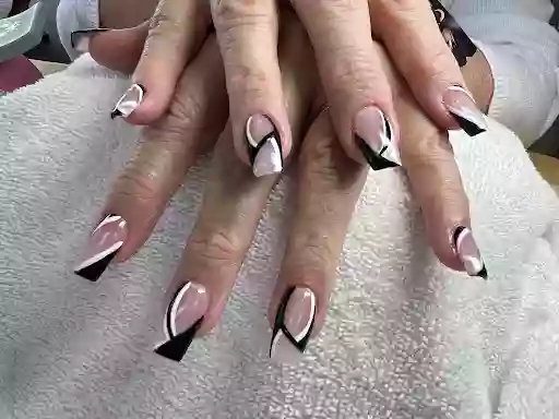 Nails Plus