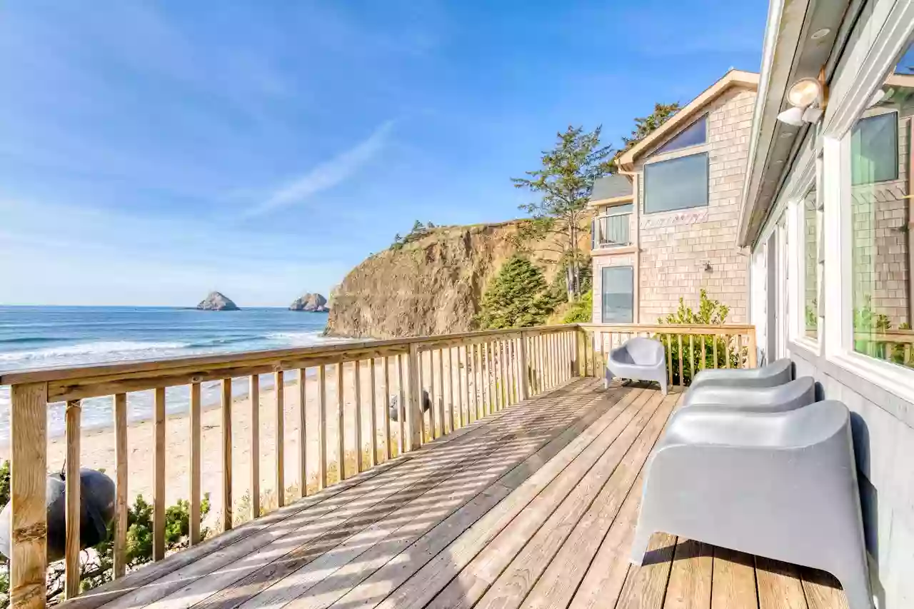 Oceanfront Cottage Vacation Rental