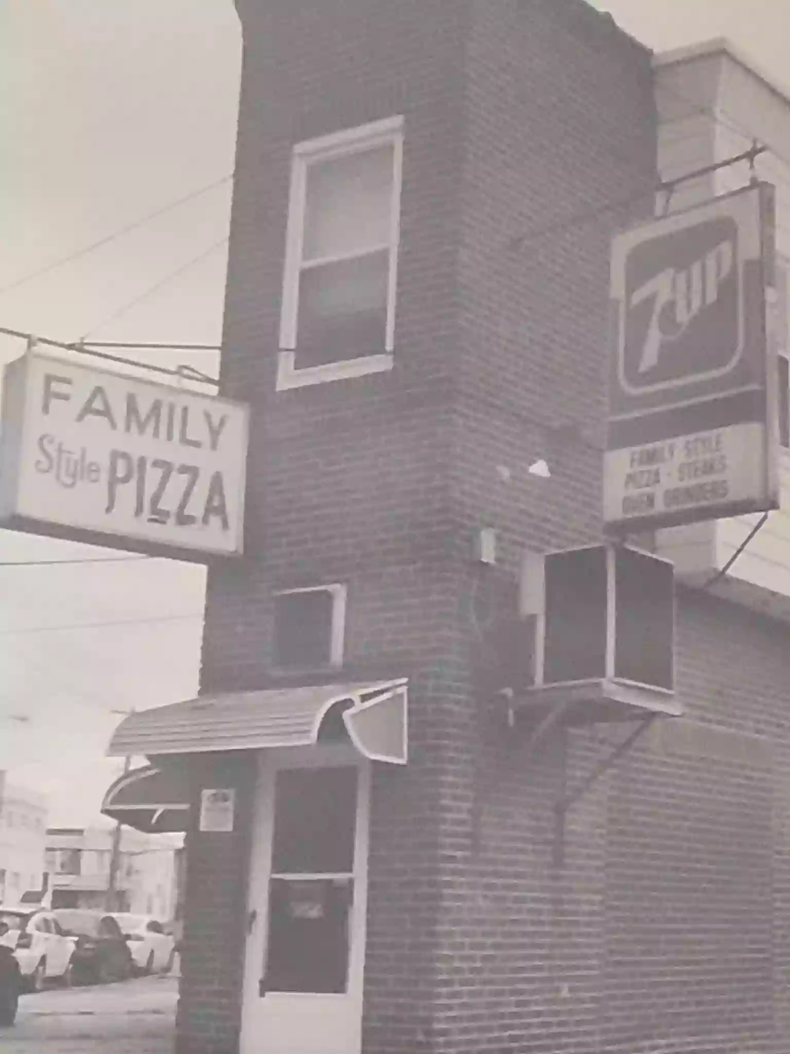 Family Style Pizza 2