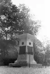 Braddock's Grave - Fort Necessity National Battlefield