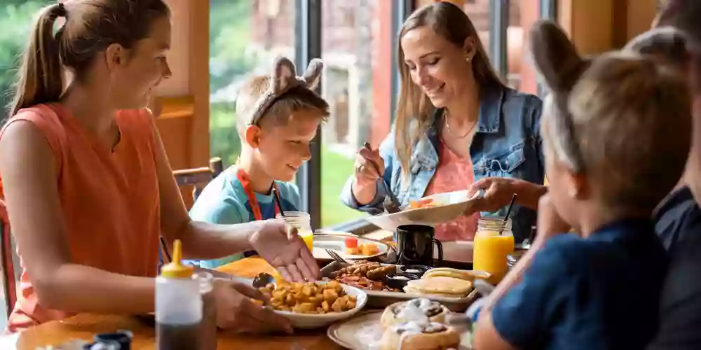 The Loose Moose Family Kitchen