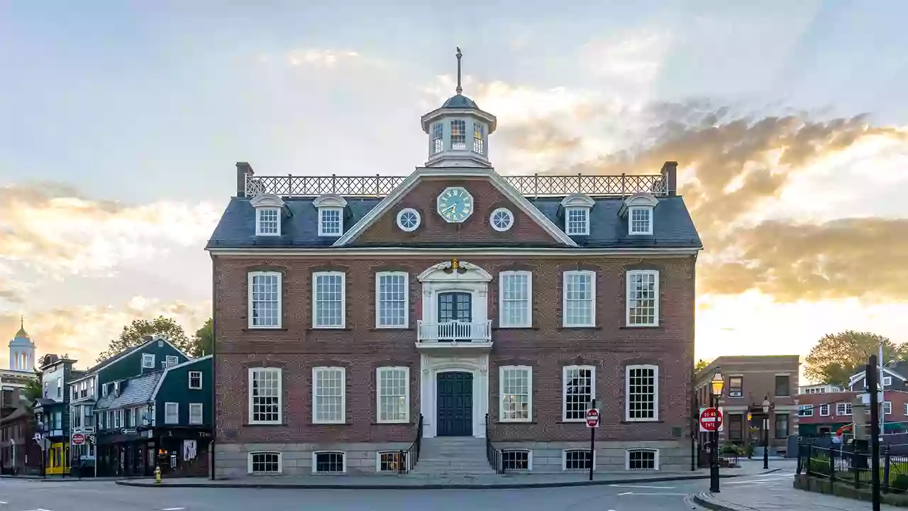 Colony House - Former State House