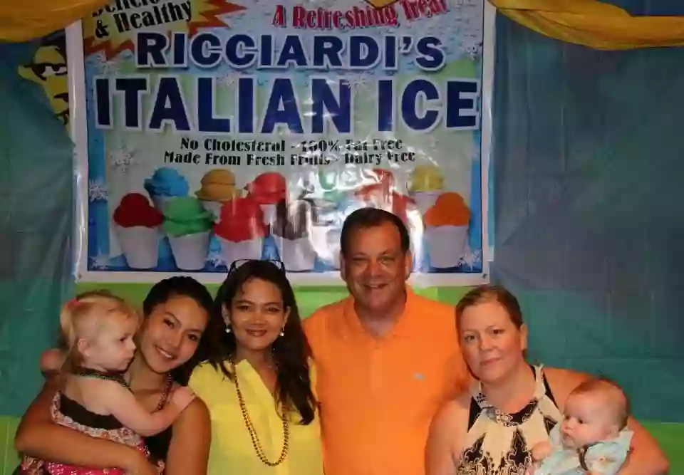 Ricciardis Italian Ice/Sand Dunes Resort