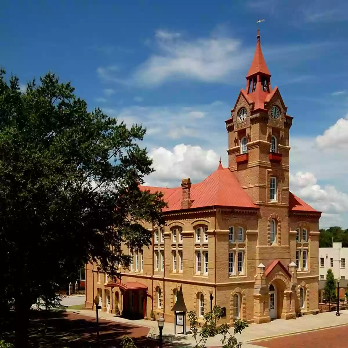 Newberry Opera House