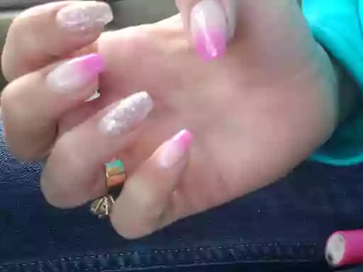 Nails Plus
