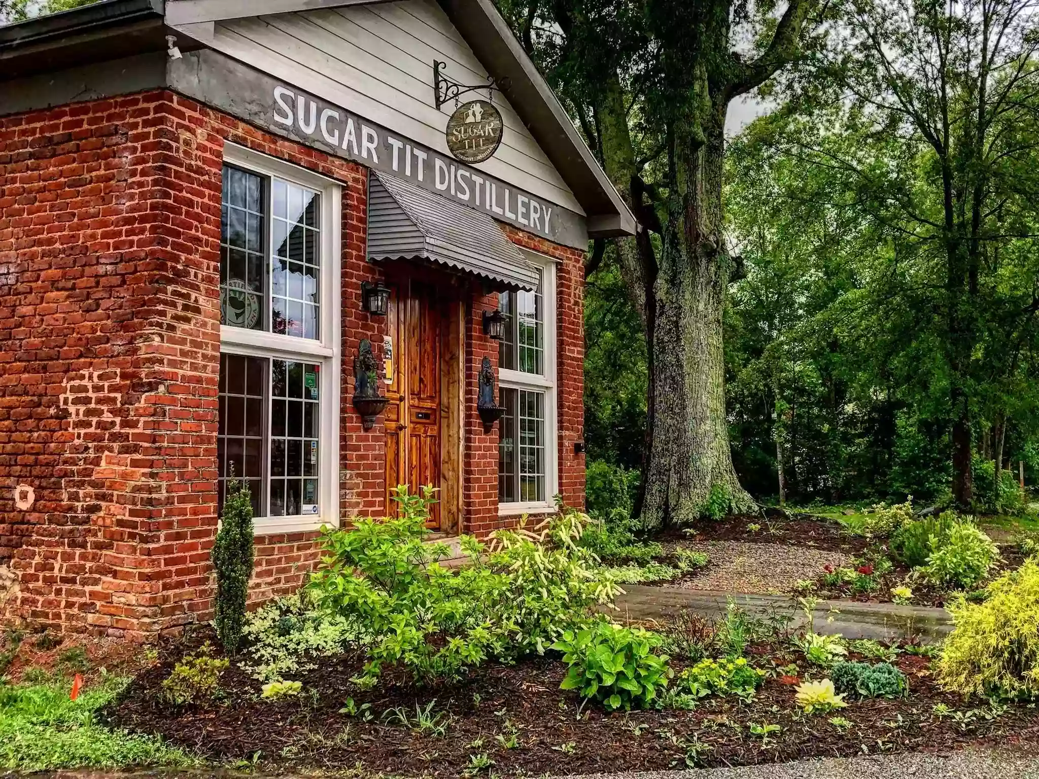 Sugar Tit Moonshine Distillery