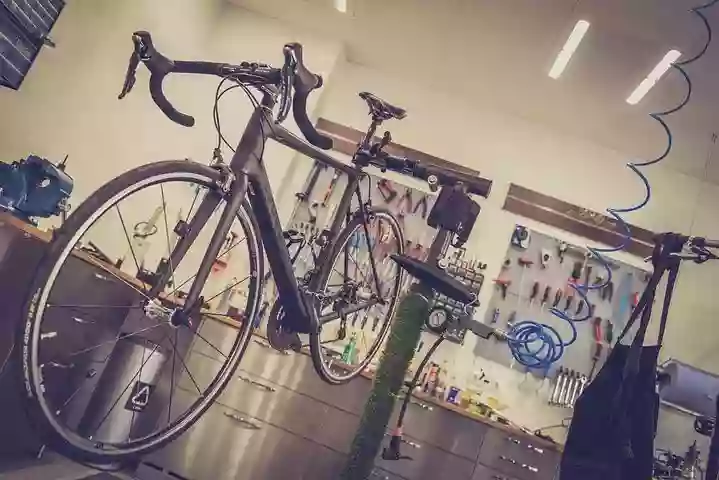 Elite bicycle repair