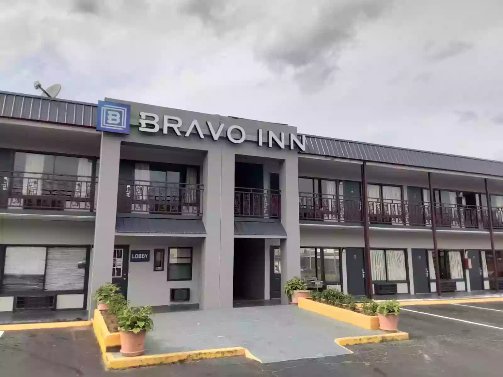 Bravo Inn Johnson City