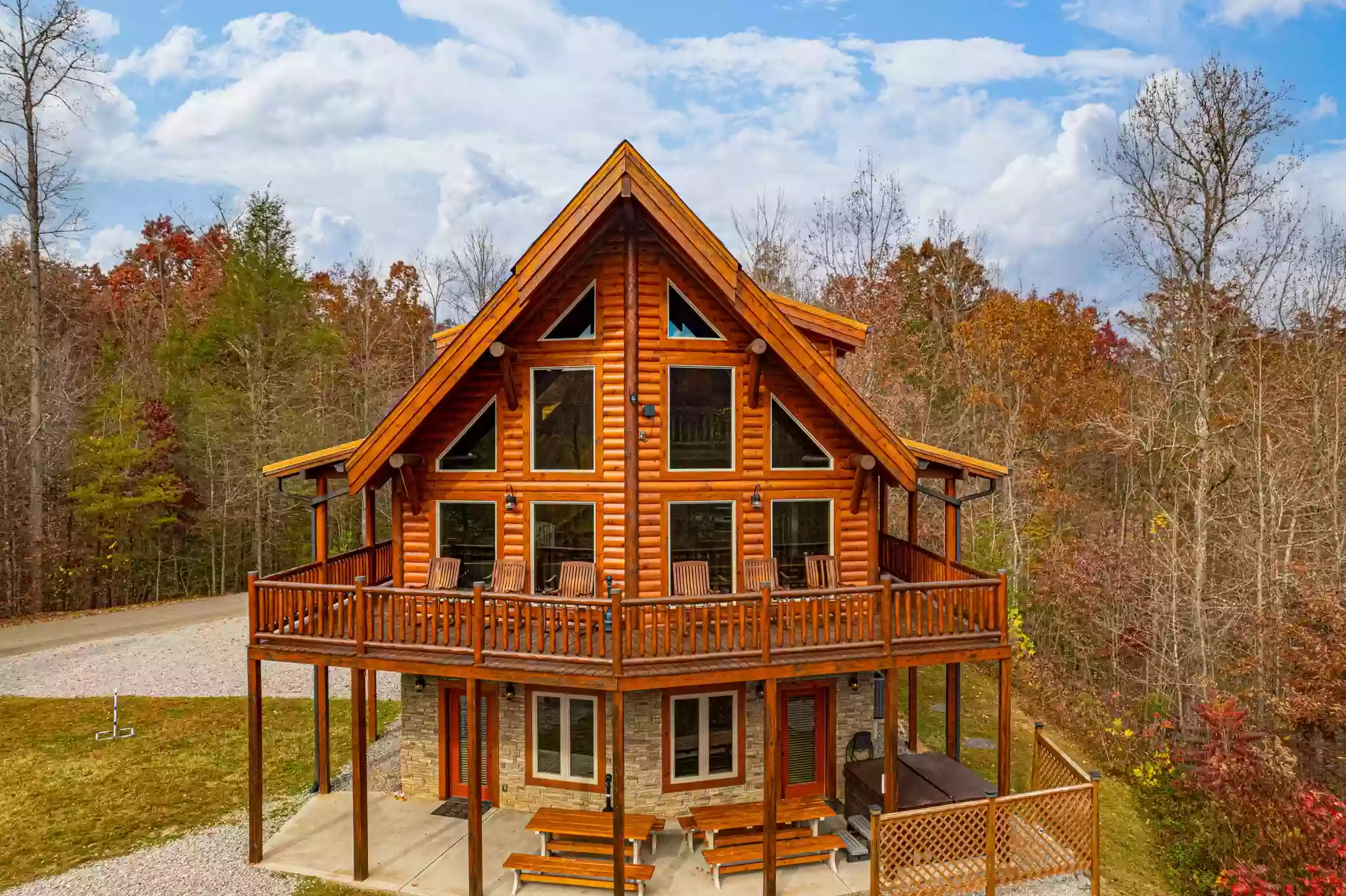 Ridge View Lodge | 5 bd Cabin | Book Direct by Owner