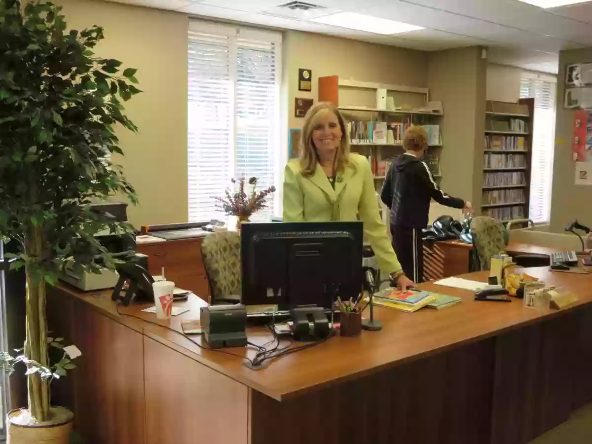 LaFollette Public Library