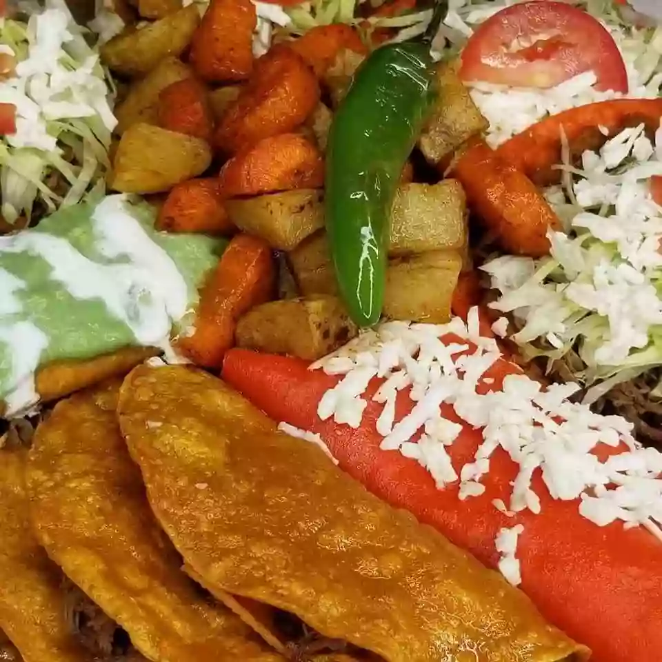 Antojitos Mexicanos y Tacos a Vapor Regios Cinco de Mayo (Food Truck) HALAL