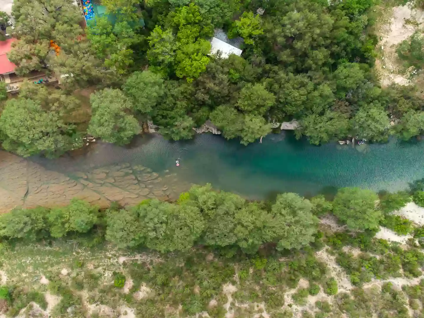 Riverbend On The Frio Cabin and RV Park