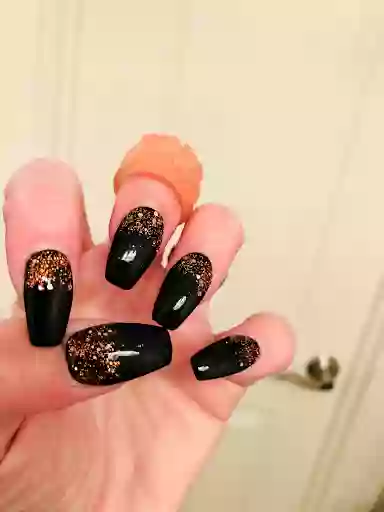 Glamour Nails Spa