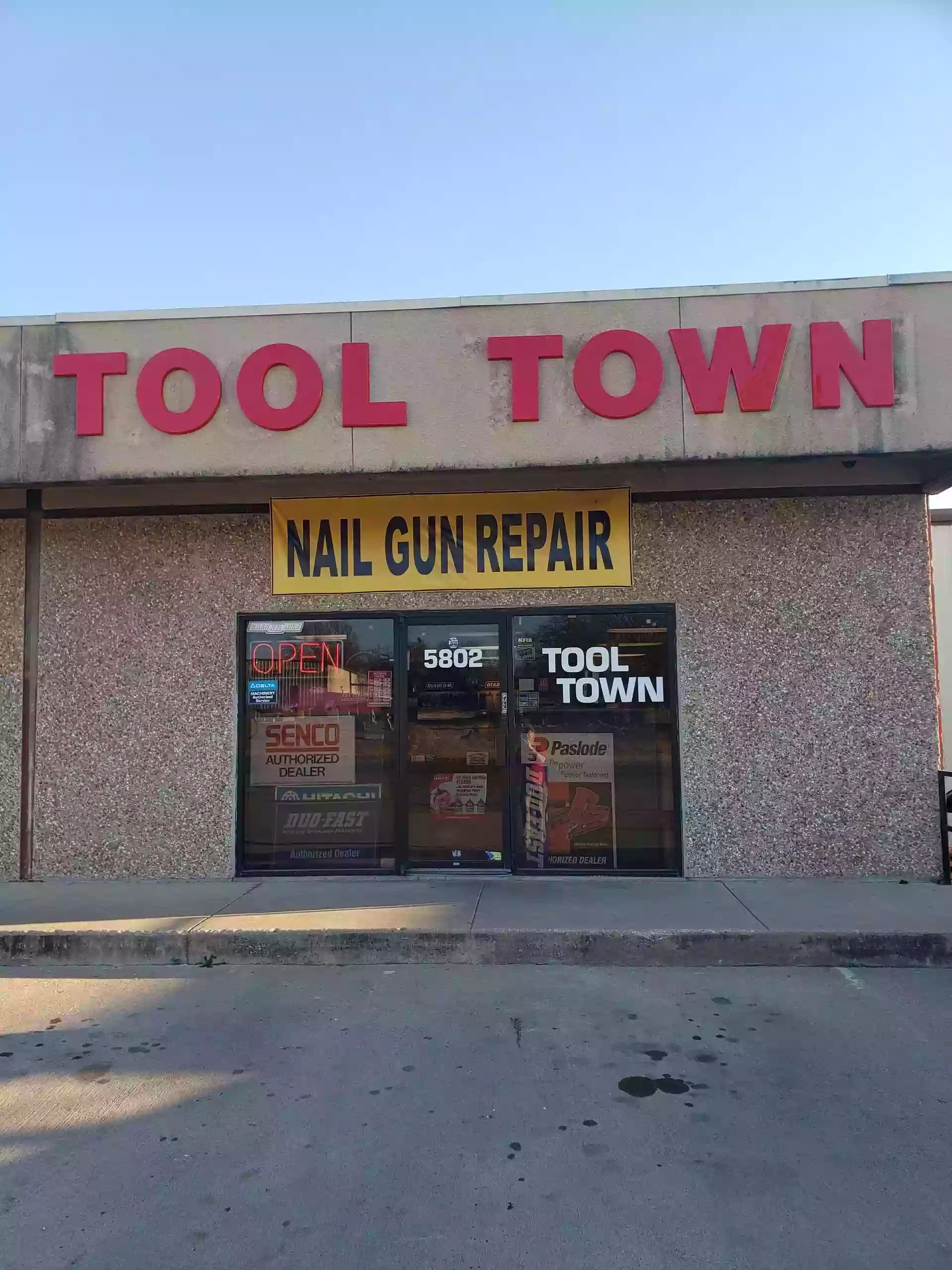 Tool Town