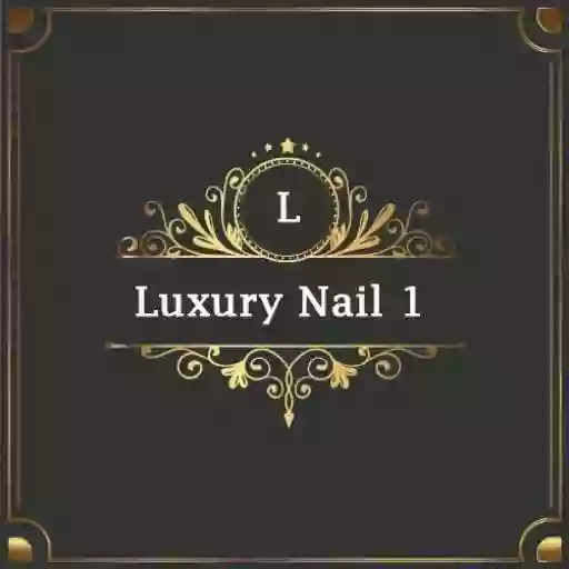 Luxury Nail 1