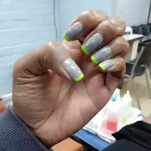 Super Tech Nails