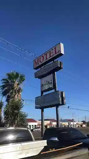 Plaza Square Motel