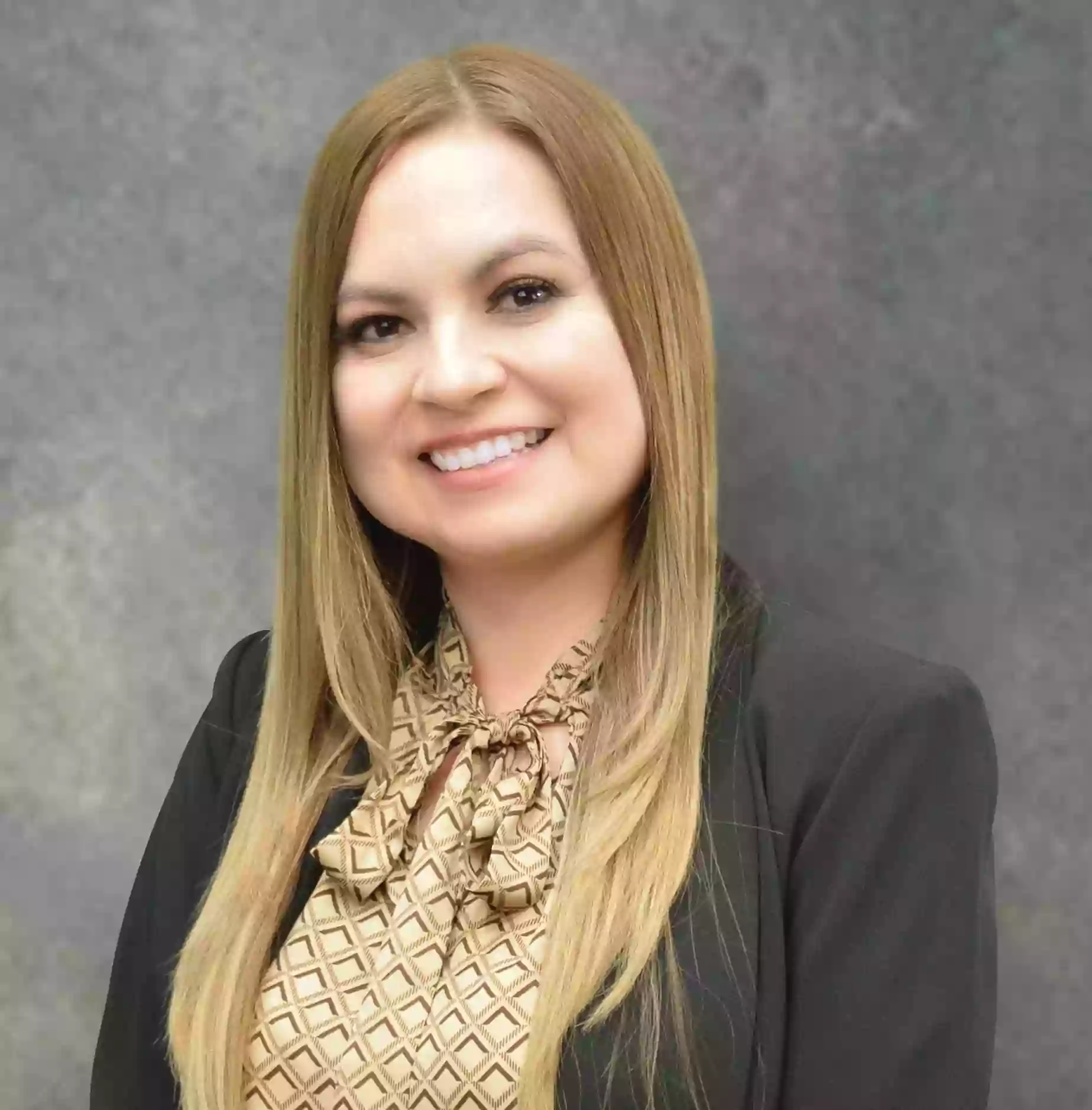 Laura Lara, Realtor