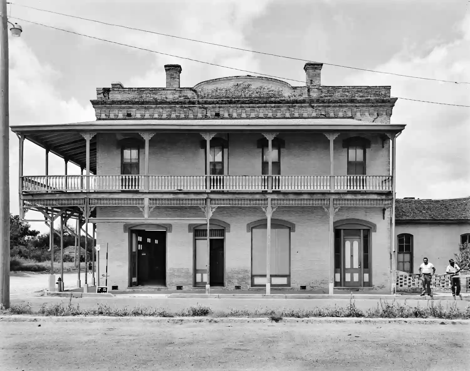 Andres Pacheco Store and Residence