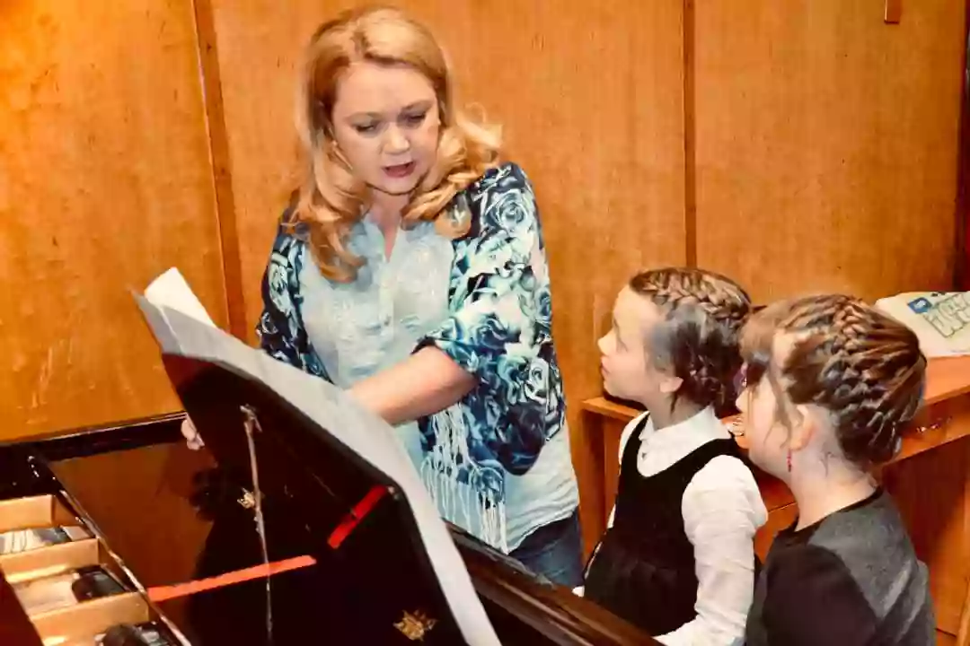 Roksana Savitski Piano Studio