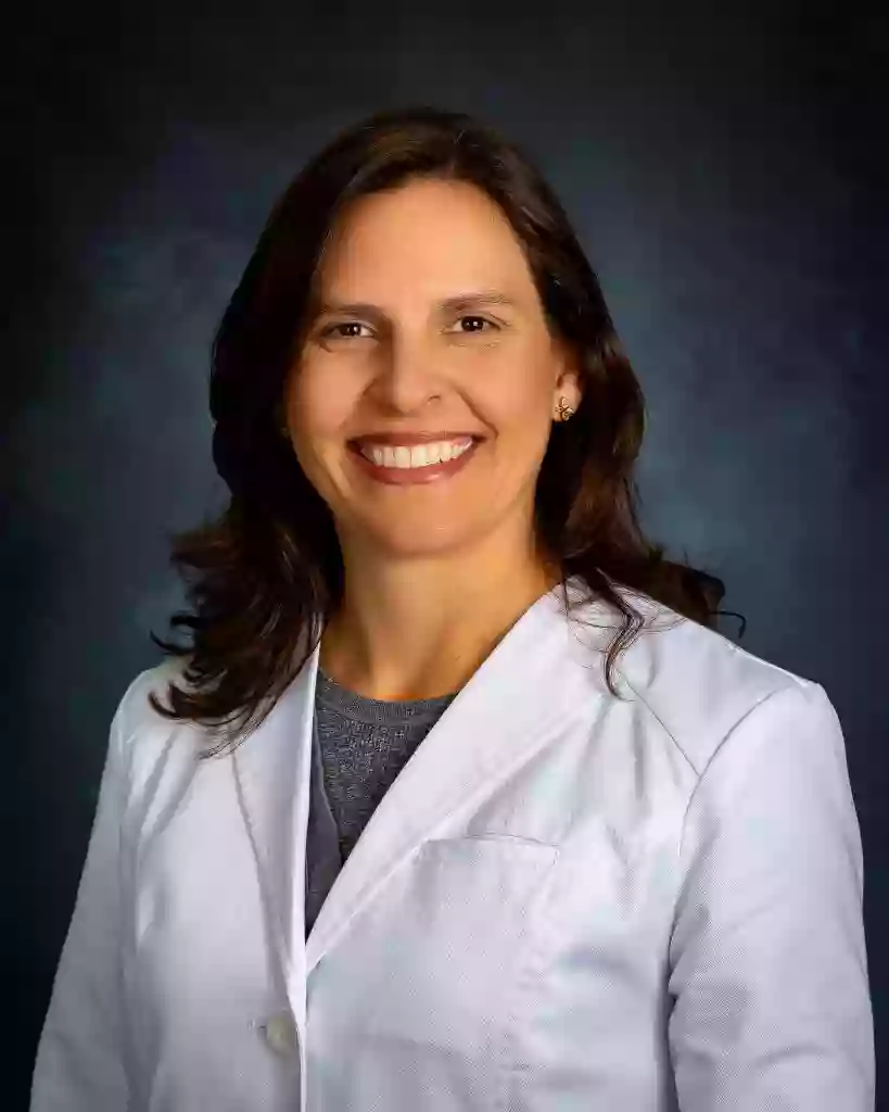 Dr. Luisa E. Arnal, MD