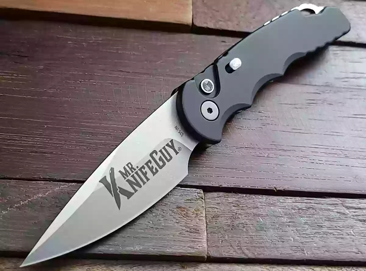 Mr. KnifeGuy