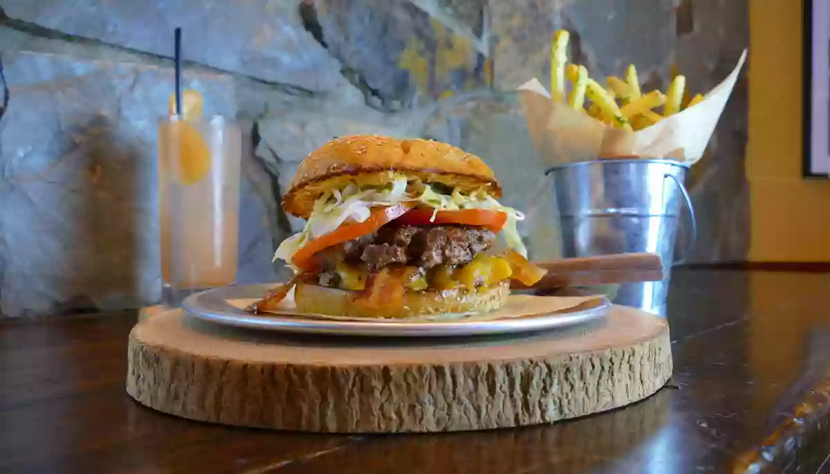 Stack 571 Burger and Whiskey Bar - Riverton