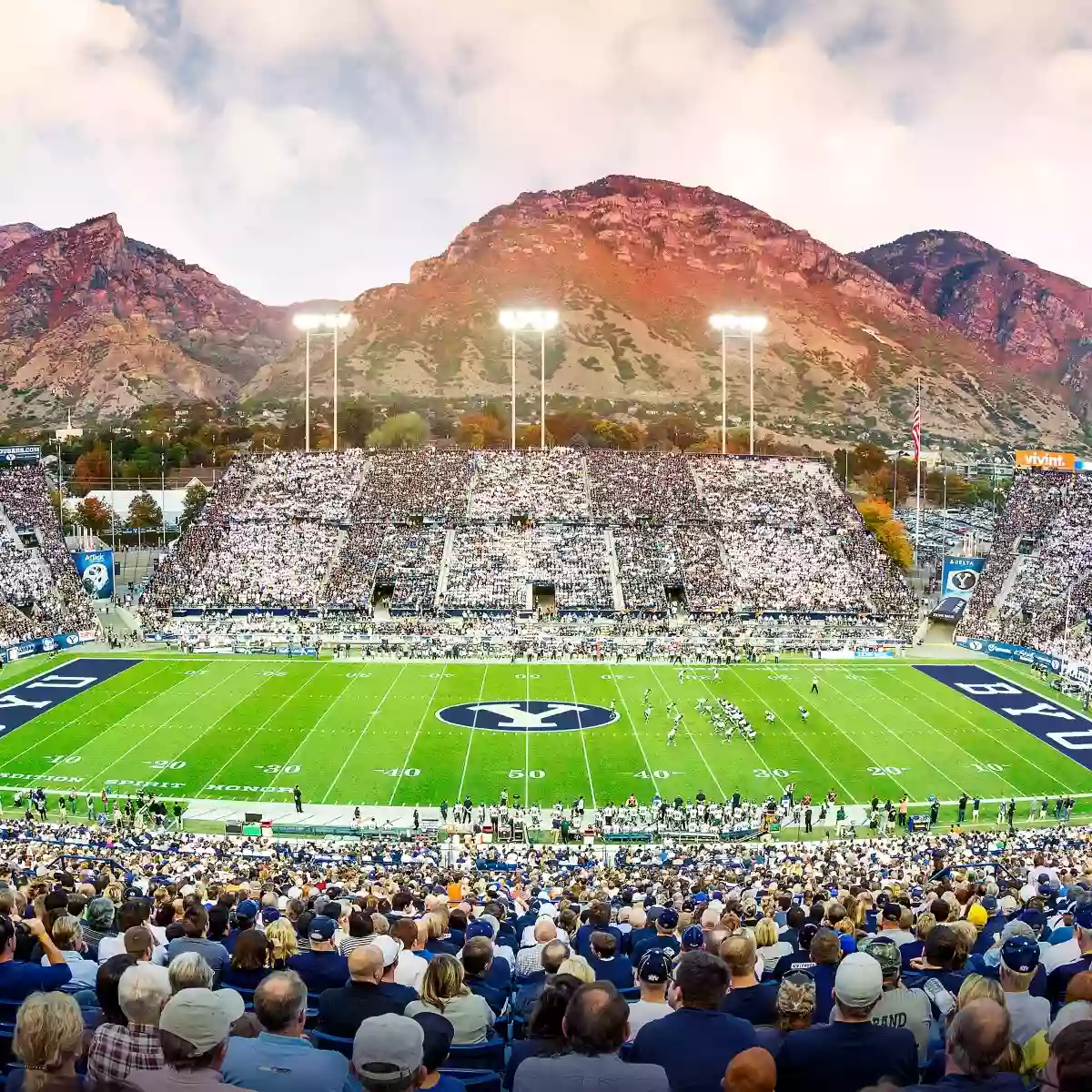 LaVell Edwards Stadium (LES)