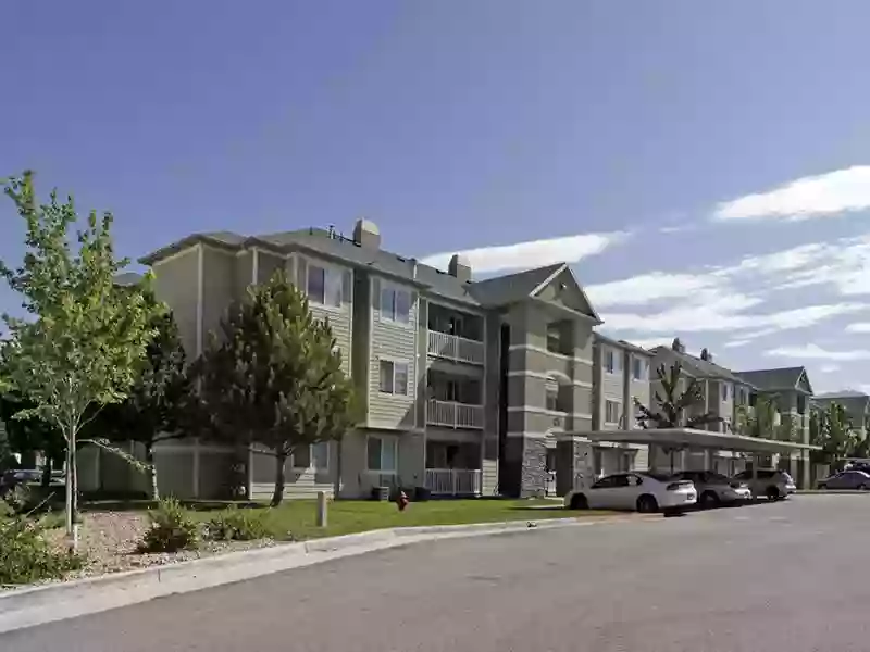 Spring Hollow Apartments