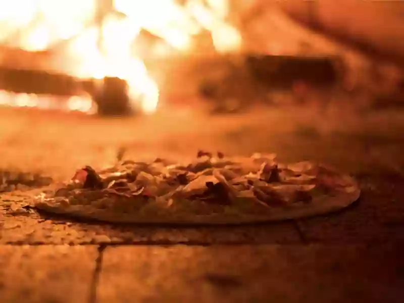 Barnyard Wood Crafted Pizza