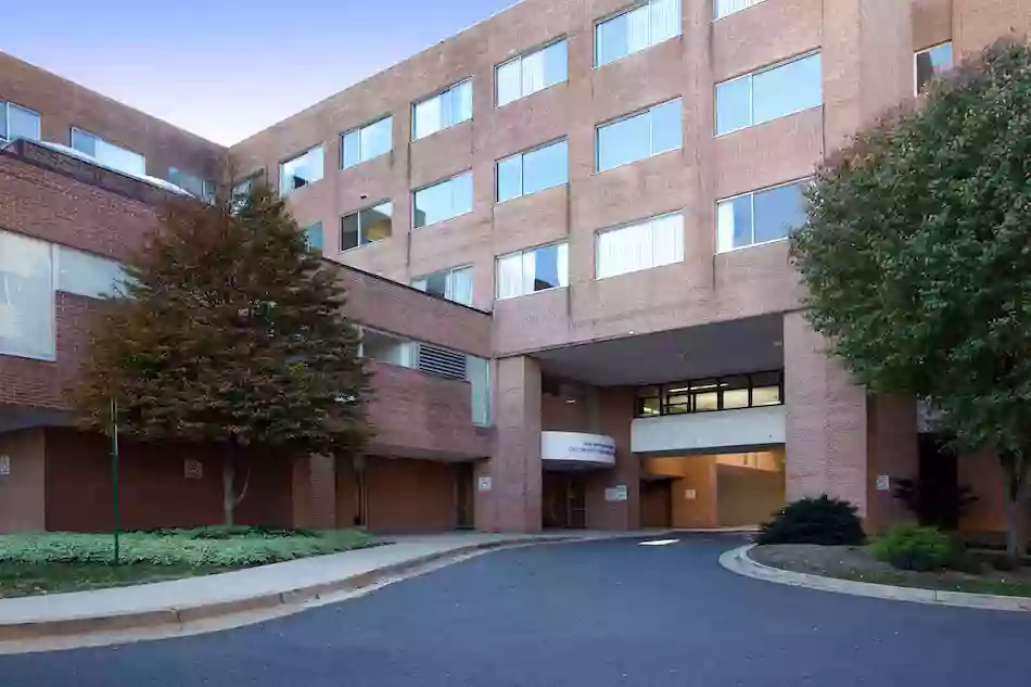 Virginia Cancer Specialists - Arlington Infusion Suite