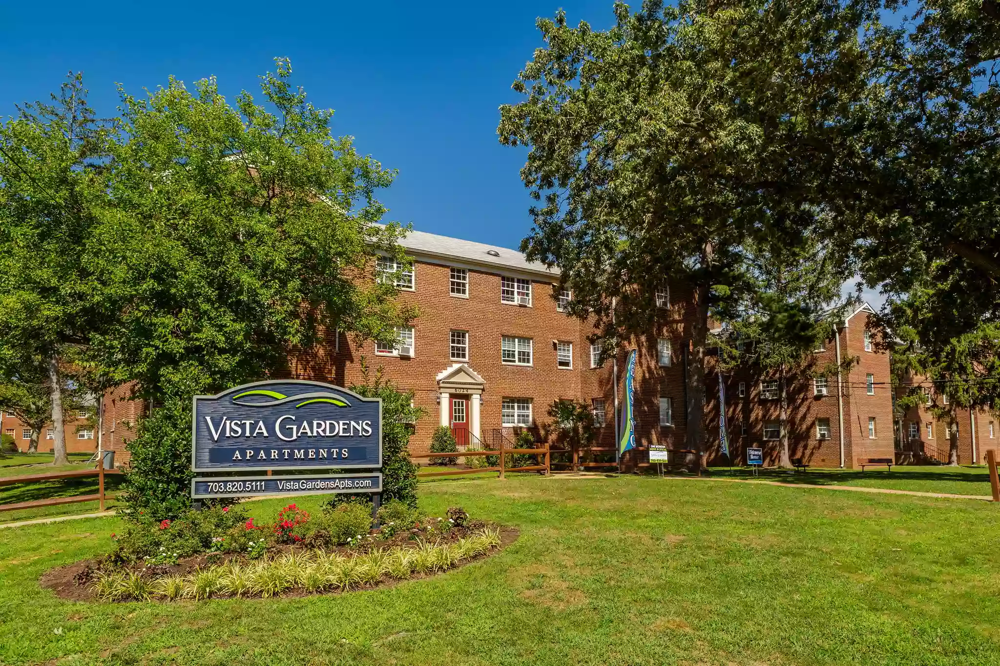 Vista Gardens Apartments