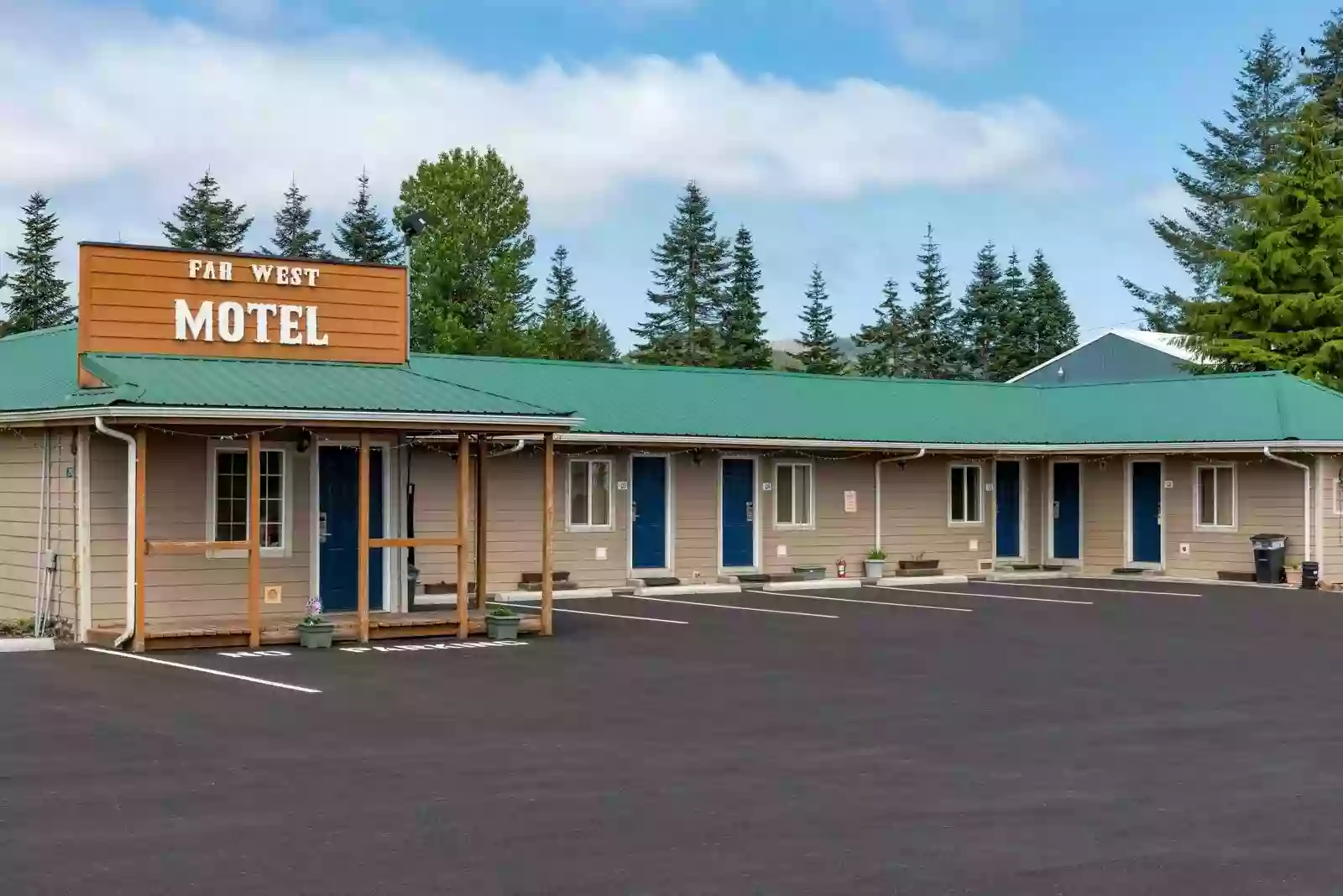 Farwest Motel