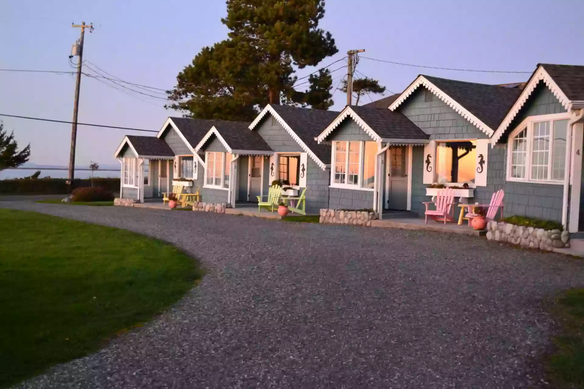 Juan de Fuca Cottages