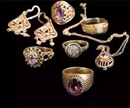 Shuggy's Antiques Jewelry