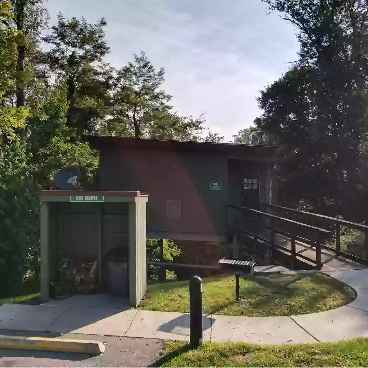 Rabbit Cabin Grand Vue Park