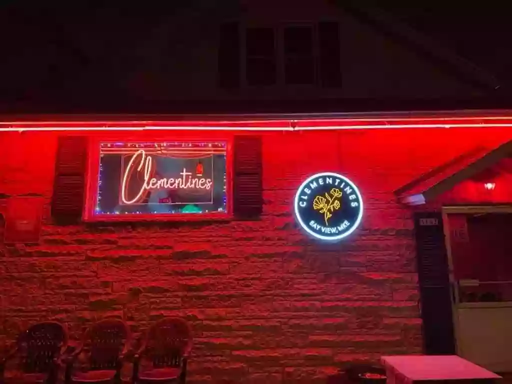 Clementines Tavern