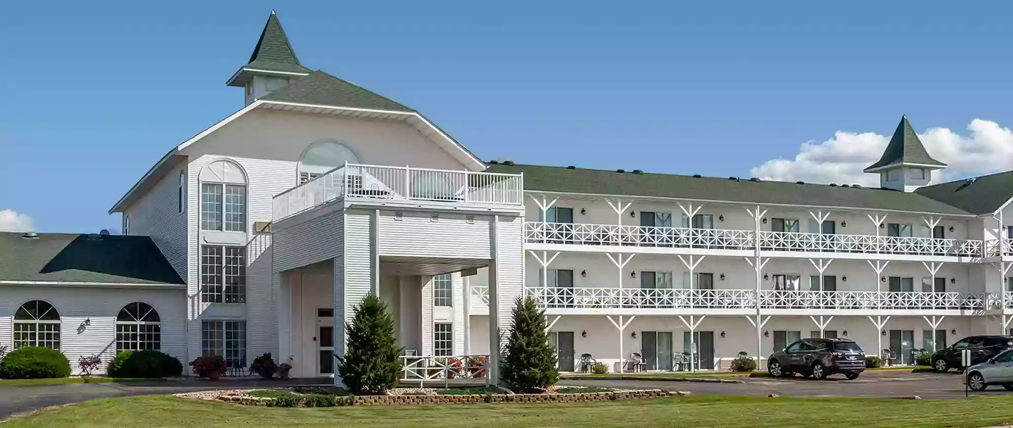 Wintergreen Conference Center and Clarion Hotel & Suites