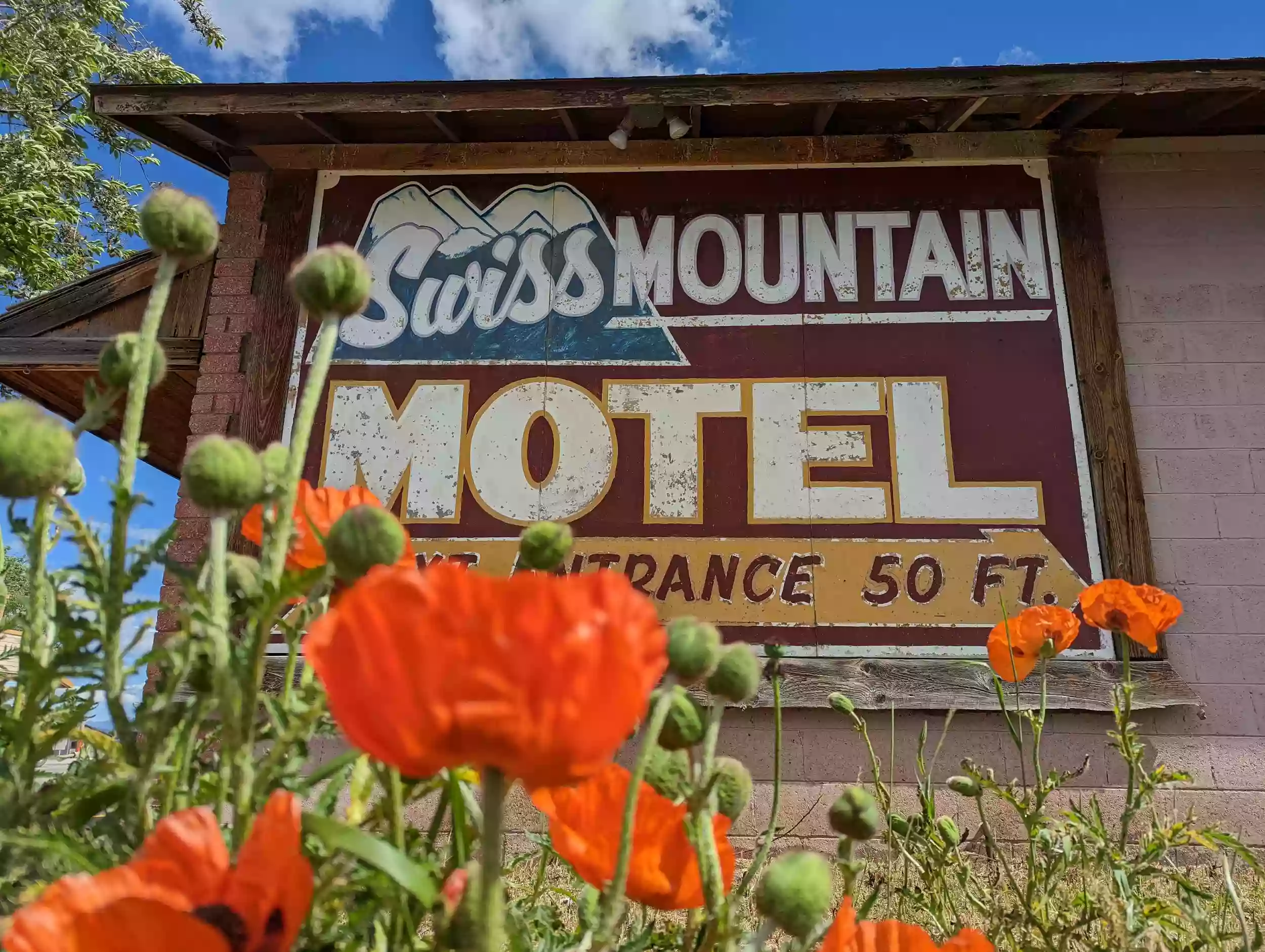 Swiss Mountain Motel